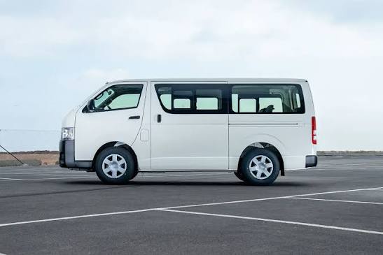 Toyota Hiace Bus